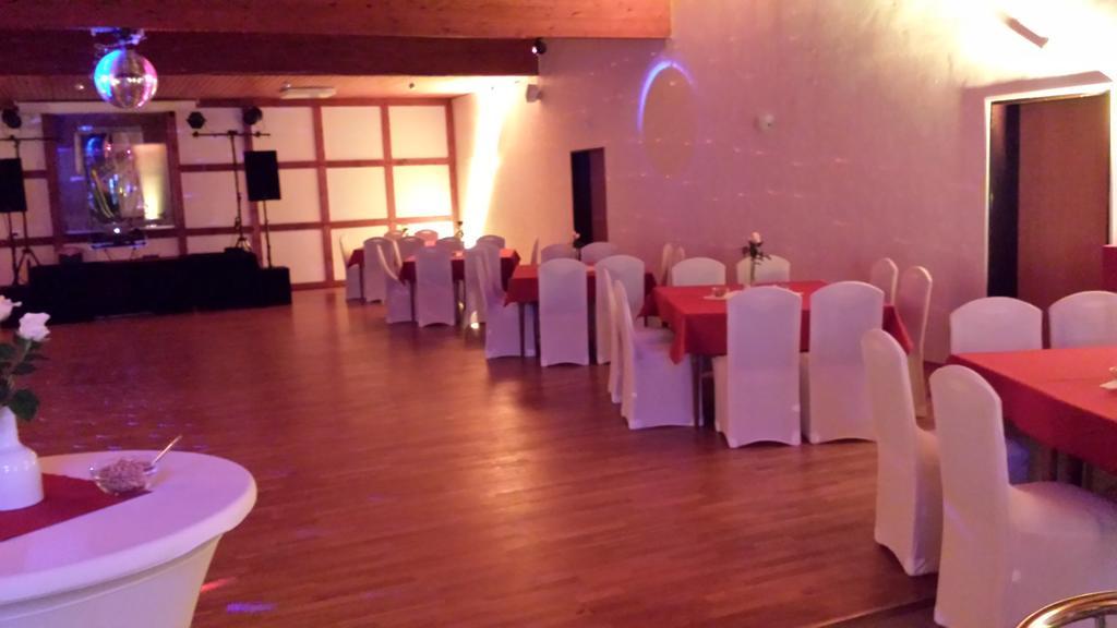 Hotel Restaurant Teichaue Adendorf Zewnętrze zdjęcie